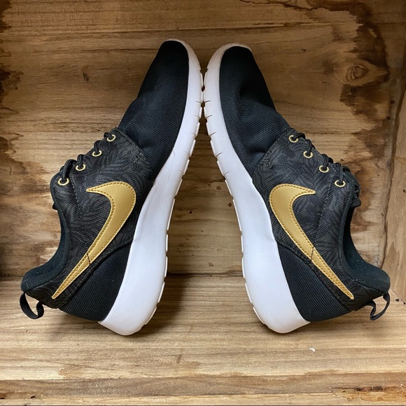 Nike roshe one black gold running sneakers shoes - Picture 6 of 8